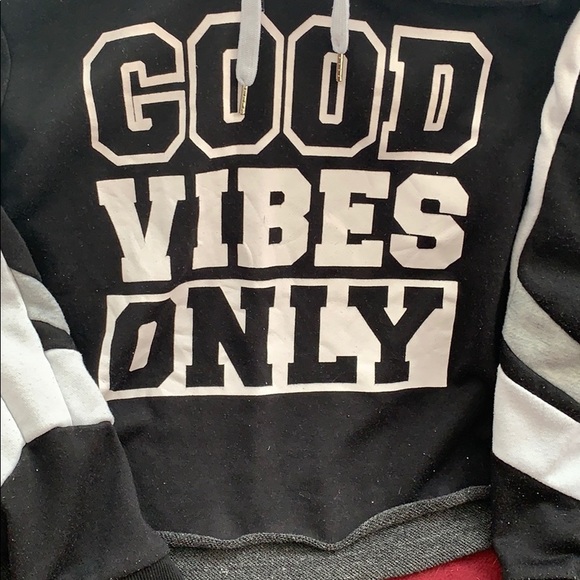 Good Vibes Only Hoodie - Picture 2 of 6